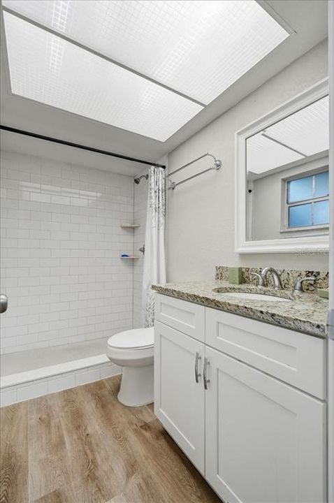 For Sale: $348,999 (3 beds, 3 baths, 2054 Square Feet)