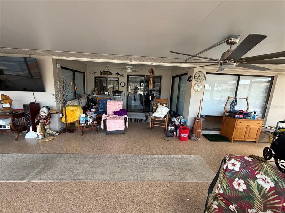 For Sale: $595,000 (3 beds, 2 baths, 1808 Square Feet)