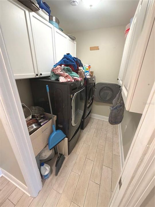 For Sale: $595,000 (3 beds, 2 baths, 1808 Square Feet)