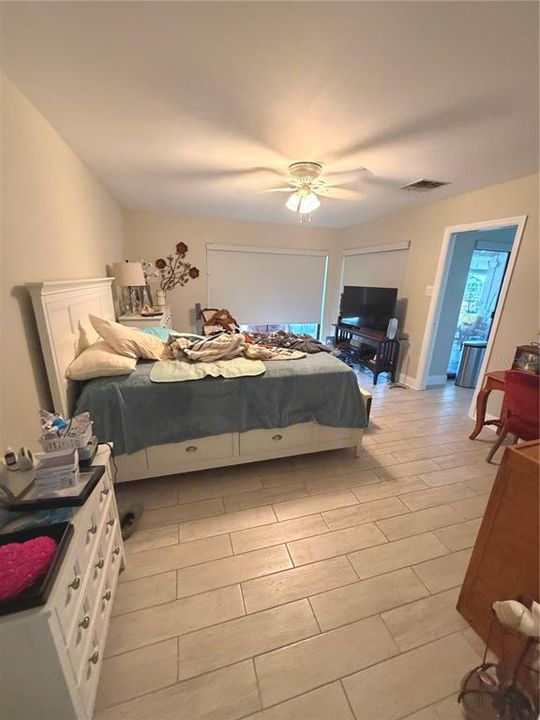 For Sale: $595,000 (3 beds, 2 baths, 1808 Square Feet)