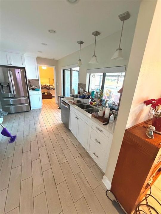 For Sale: $595,000 (3 beds, 2 baths, 1808 Square Feet)