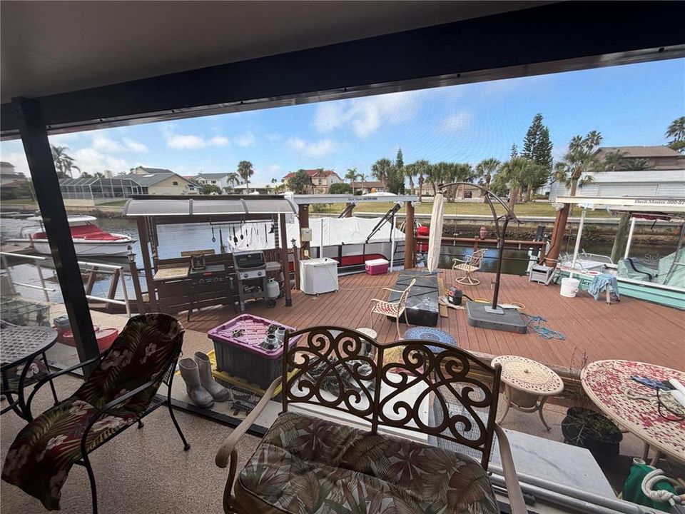 For Sale: $595,000 (3 beds, 2 baths, 1808 Square Feet)