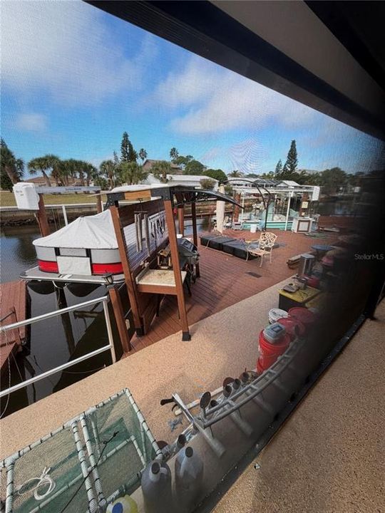 For Sale: $595,000 (3 beds, 2 baths, 1808 Square Feet)