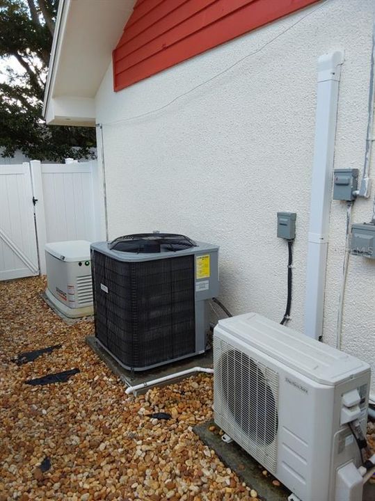 待售: $863,000 (4 贝兹, 3 浴室, 2444 平方英尺)