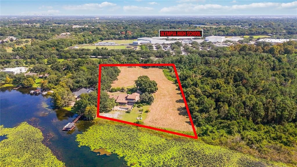 En Venta: $11,800,000 (9.03 acres)