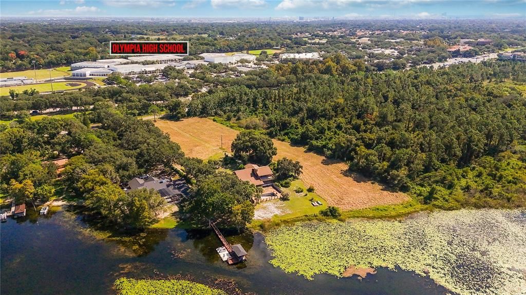 En Venta: $11,800,000 (9.03 acres)