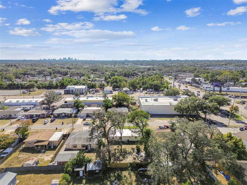 待售: $325,000 (3 贝兹, 1 浴室, 1085 平方英尺)