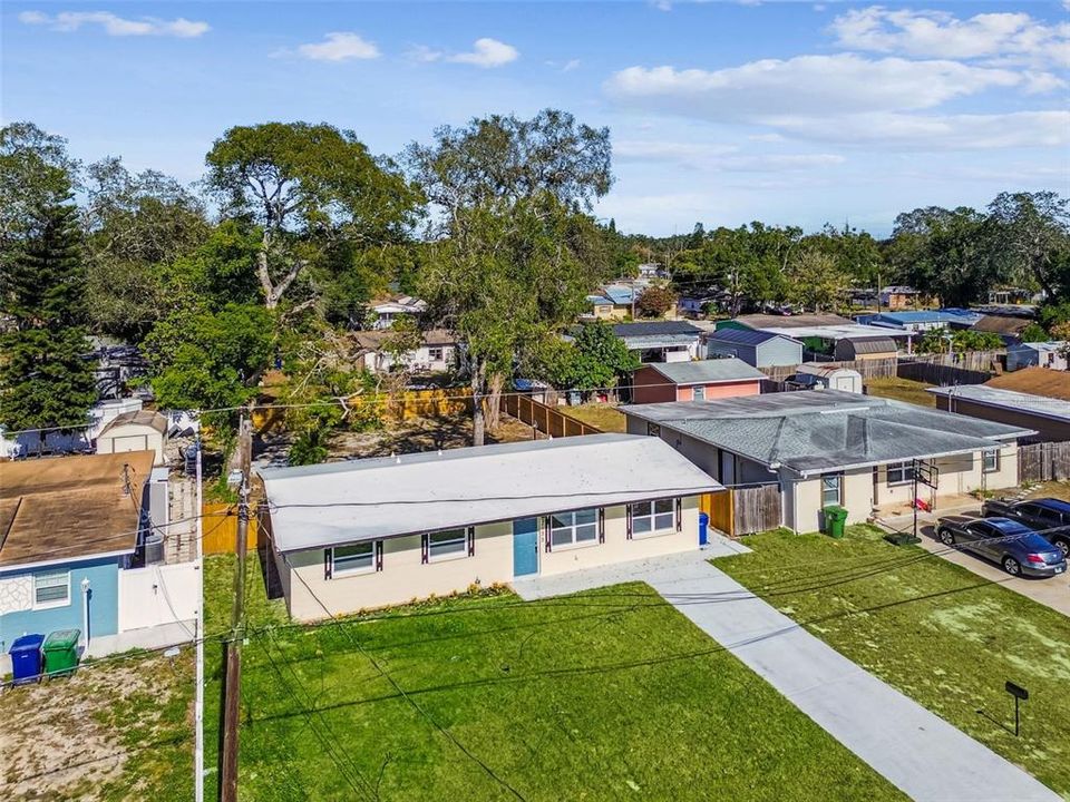 待售: $325,000 (3 贝兹, 1 浴室, 1085 平方英尺)