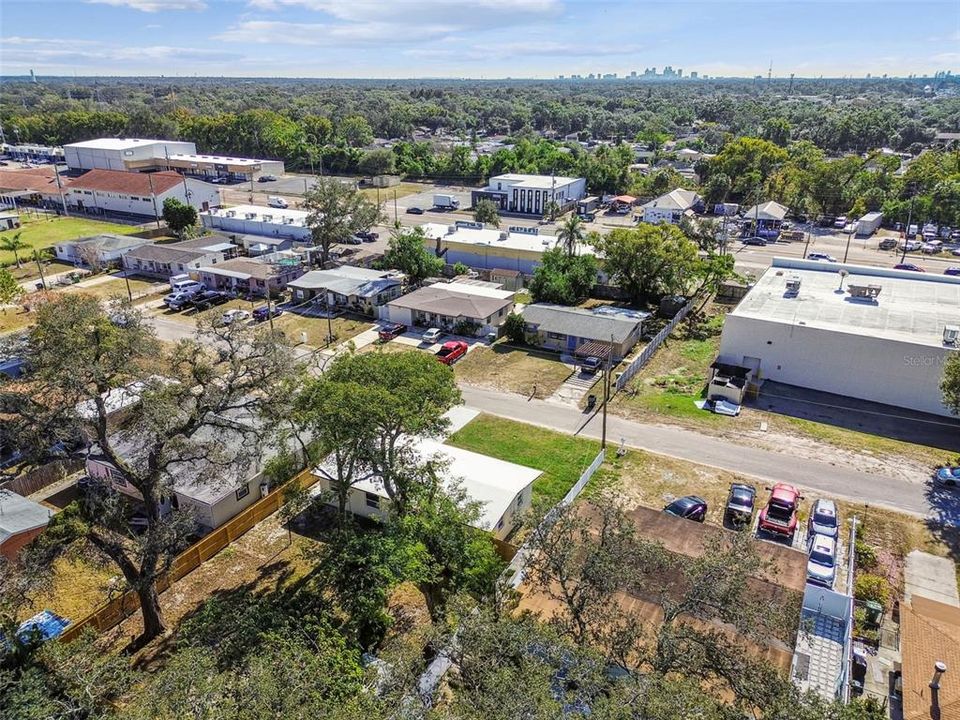 待售: $325,000 (3 贝兹, 1 浴室, 1085 平方英尺)