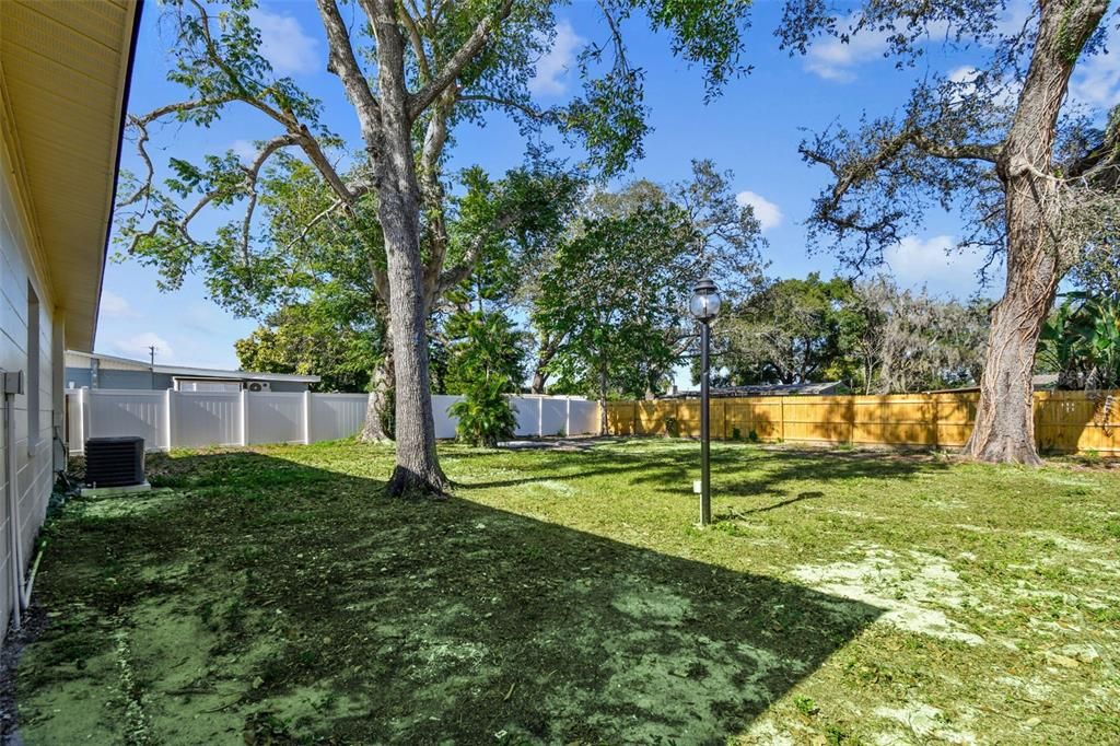 待售: $325,000 (3 贝兹, 1 浴室, 1085 平方英尺)