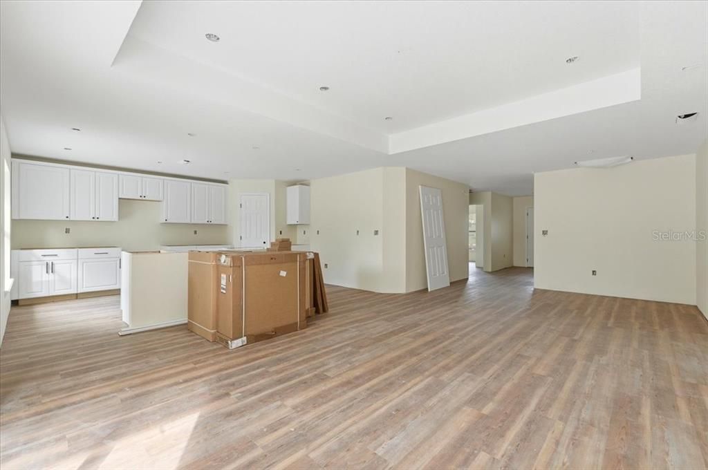 En Venta: $358,000 (3 camas, 2 baños, 1588 Pies cuadrados)