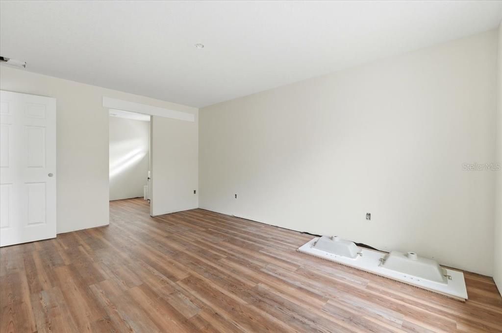 En Venta: $358,000 (3 camas, 2 baños, 1588 Pies cuadrados)