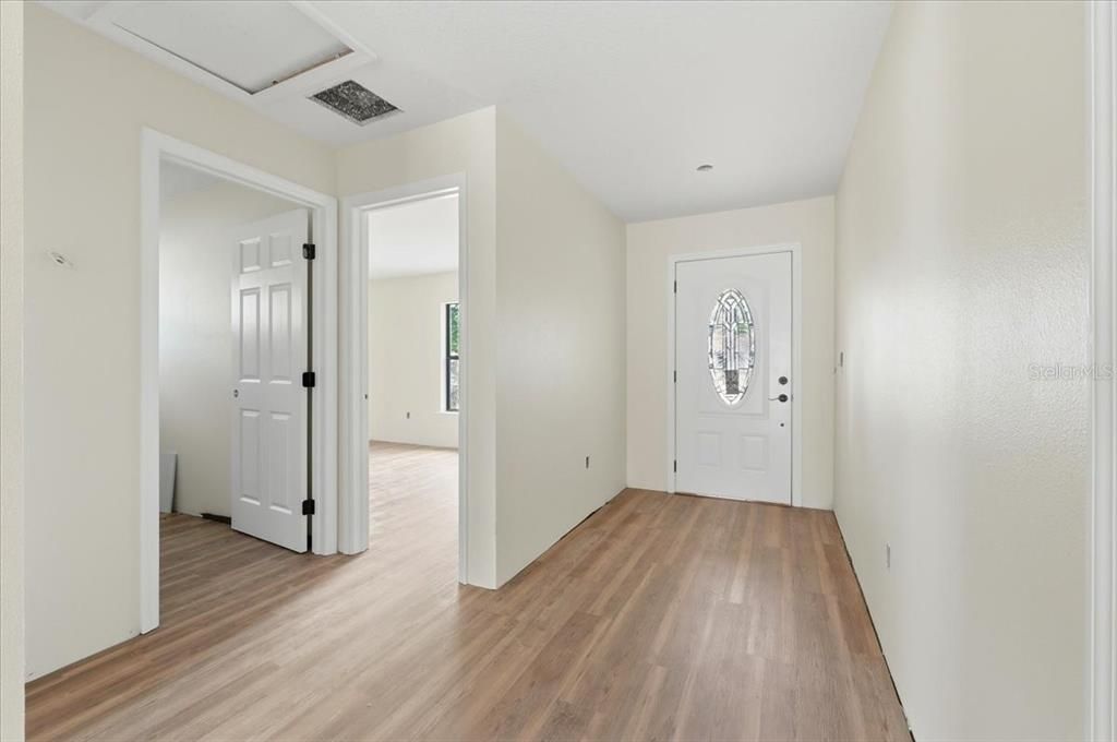 En Venta: $358,000 (3 camas, 2 baños, 1588 Pies cuadrados)