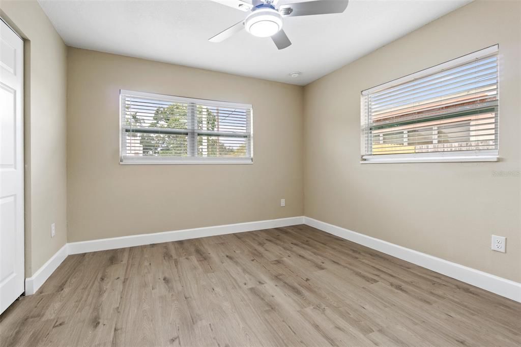 For Sale: $550,000 (4 beds, 2 baths, 1511 Square Feet)