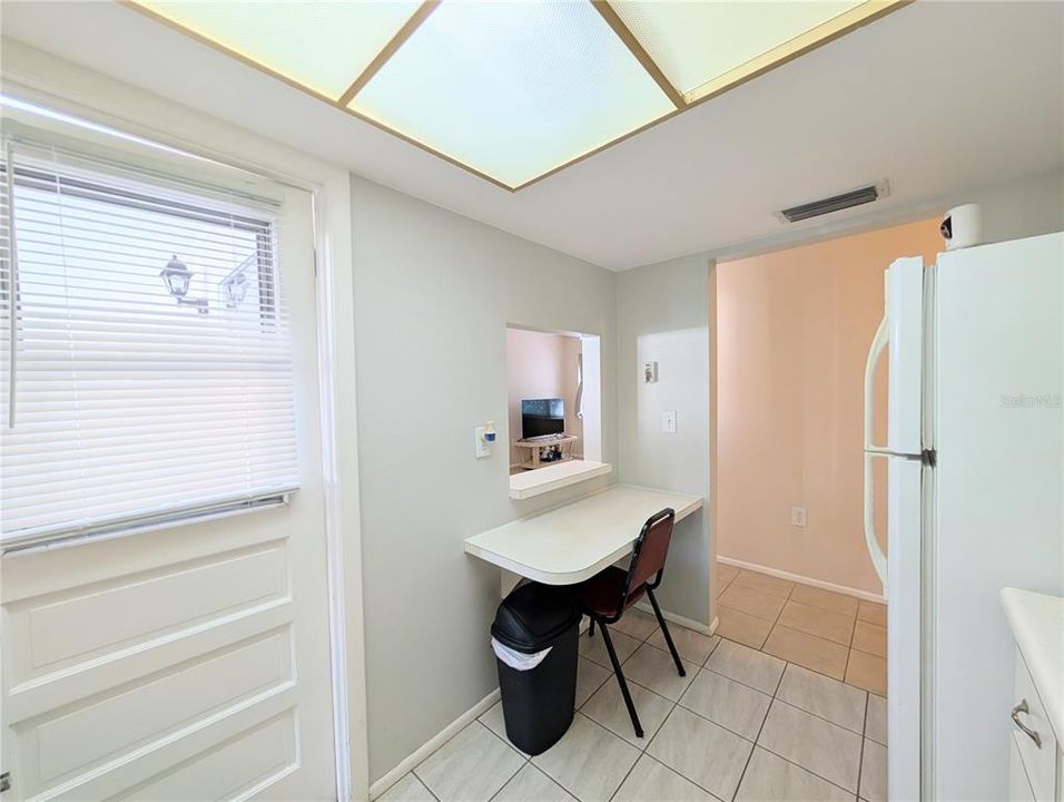 En Venta: $132,900 (2 camas, 1 baños, 865 Pies cuadrados)