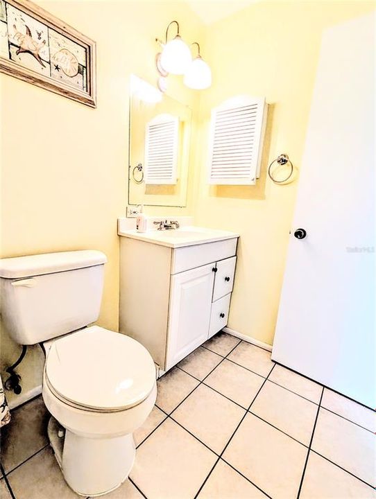 En Venta: $132,900 (2 camas, 1 baños, 865 Pies cuadrados)