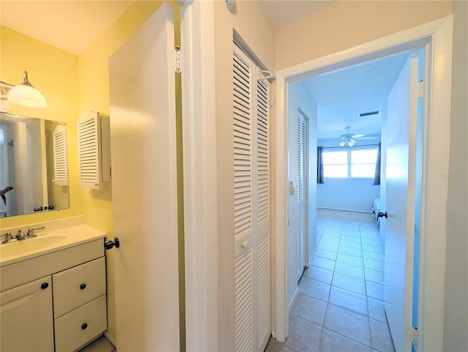 En Venta: $132,900 (2 camas, 1 baños, 865 Pies cuadrados)