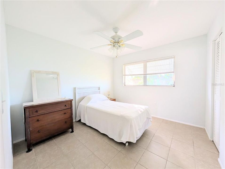 En Venta: $132,900 (2 camas, 1 baños, 865 Pies cuadrados)