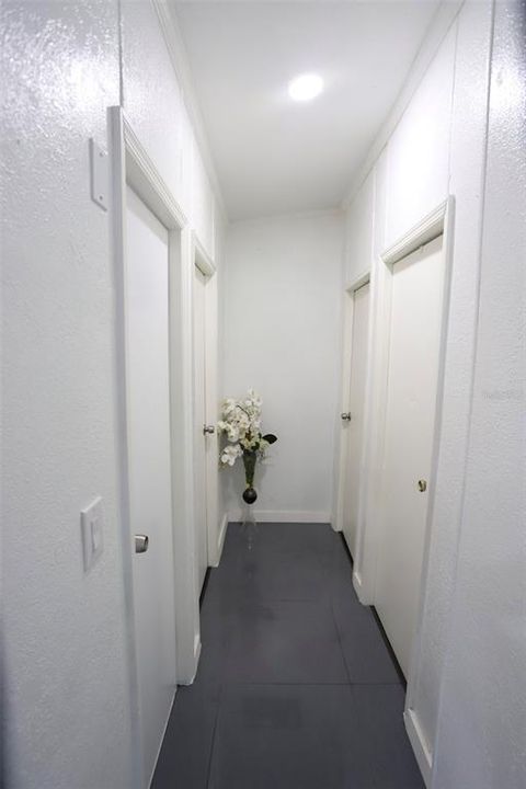 En Venta: $395,000 (4 camas, 2 baños, 2128 Pies cuadrados)