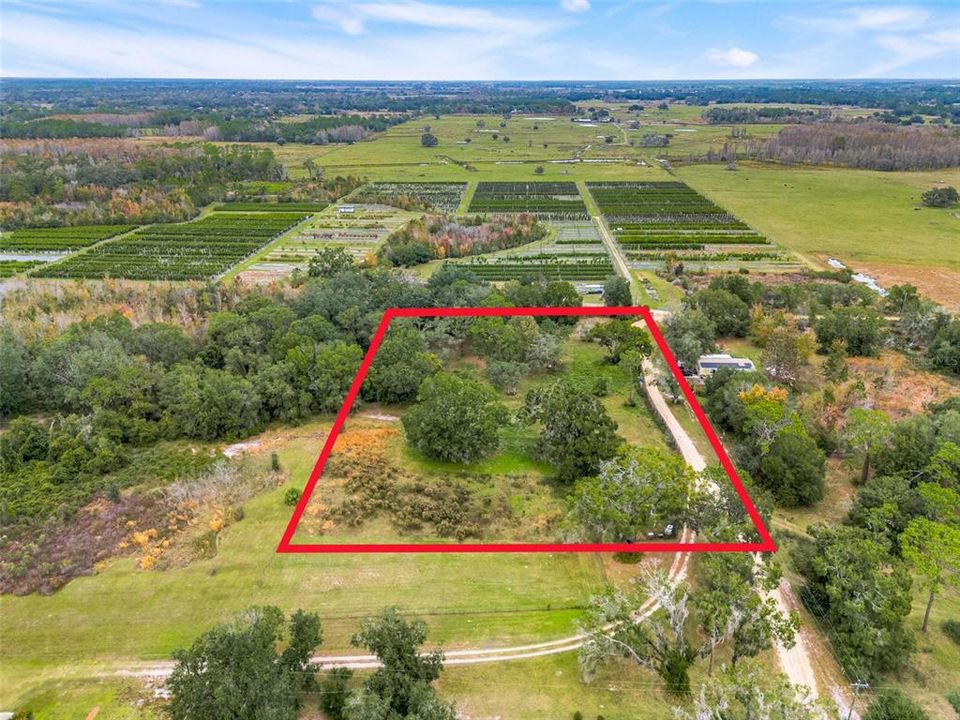 待售: $245,000 (3.75 acres)