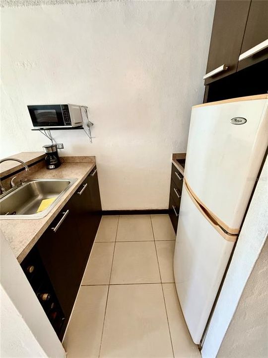 На продажу: $199,000 (1 спален, 1 ванн, 462 Квадратных фут)