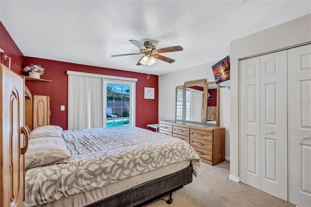 For Rent: $3,000 (3 beds, 3 baths, 1810 Square Feet)