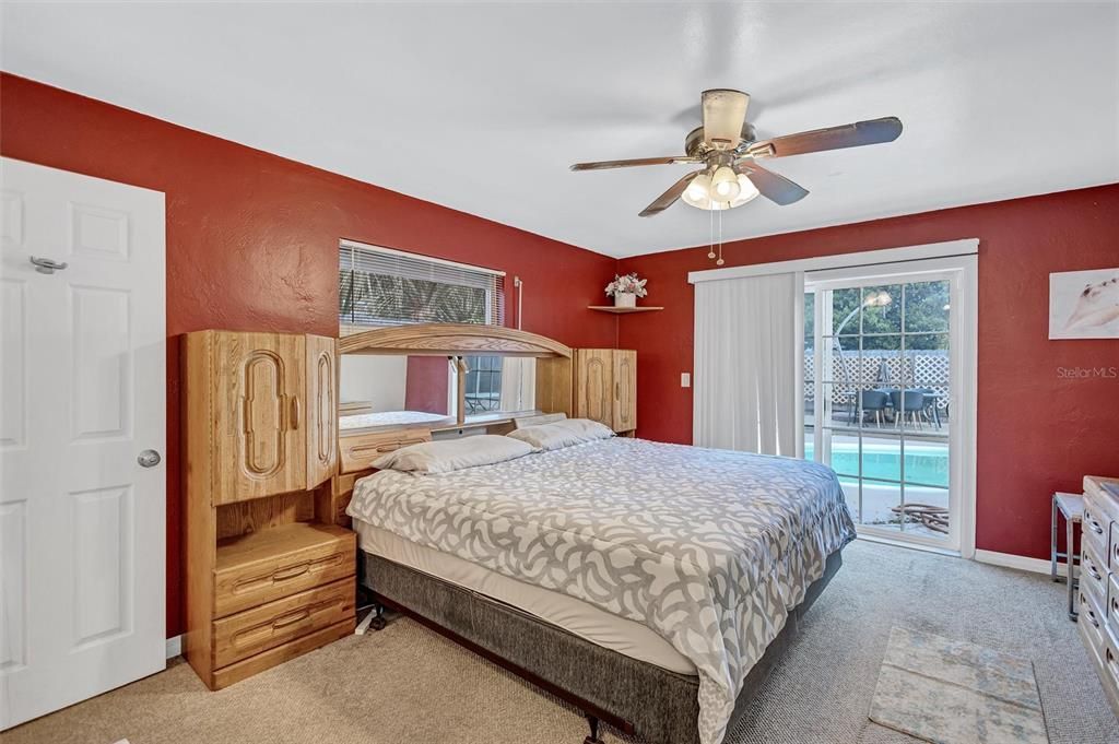 For Rent: $3,000 (3 beds, 3 baths, 1810 Square Feet)