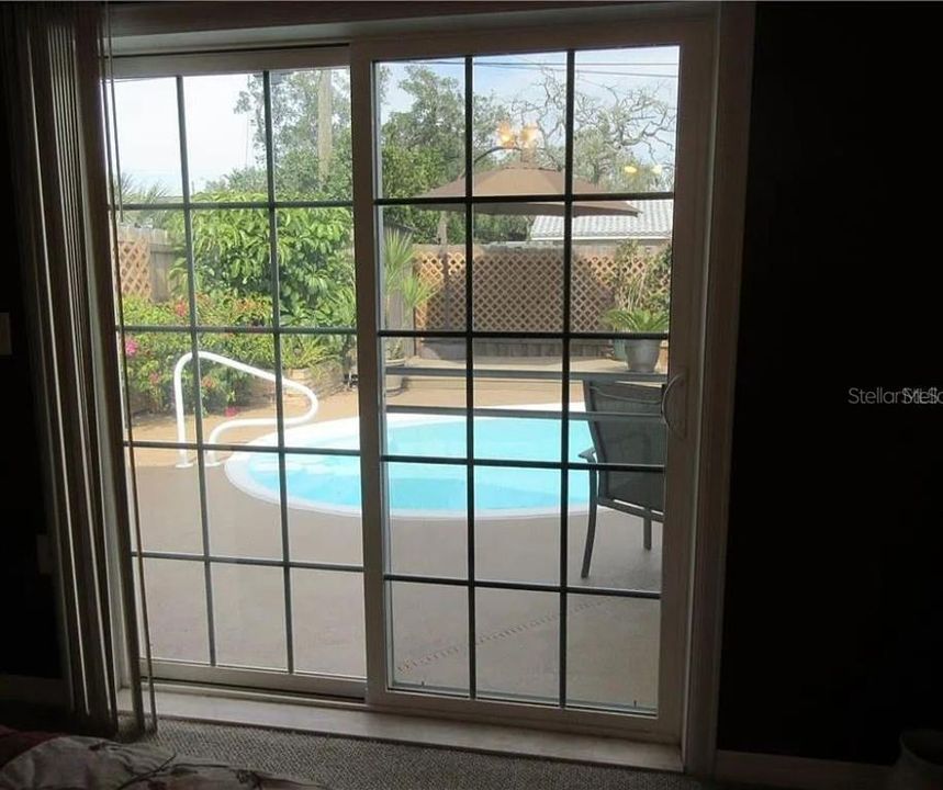 For Rent: $3,200 (3 beds, 3 baths, 1810 Square Feet)