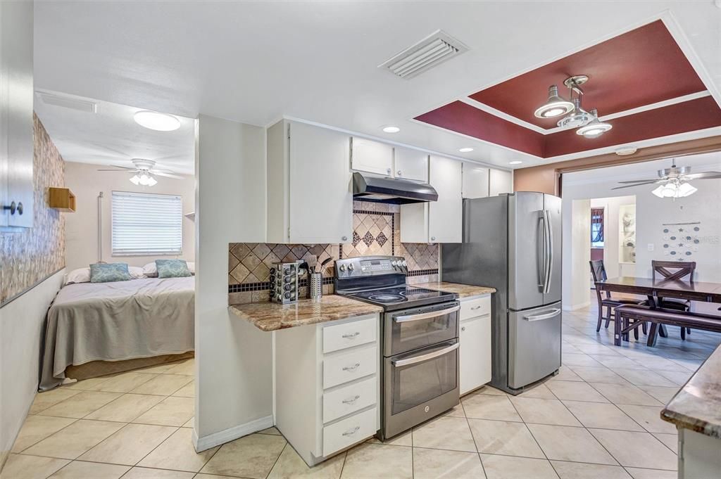 For Rent: $3,000 (3 beds, 3 baths, 1810 Square Feet)