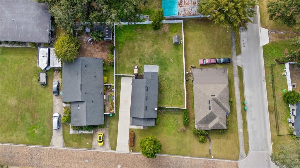 For Sale: $445,000 (2 beds, 1 baths, 948 Square Feet)