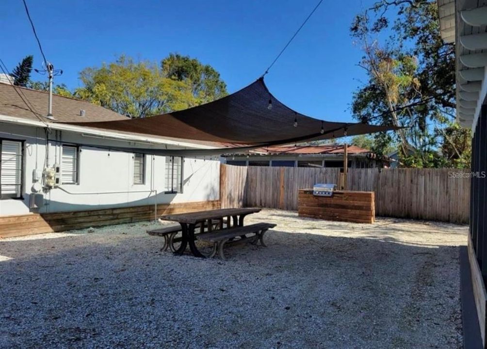 For Rent: $1,495 (1 beds, 1 baths, 600 Square Feet)