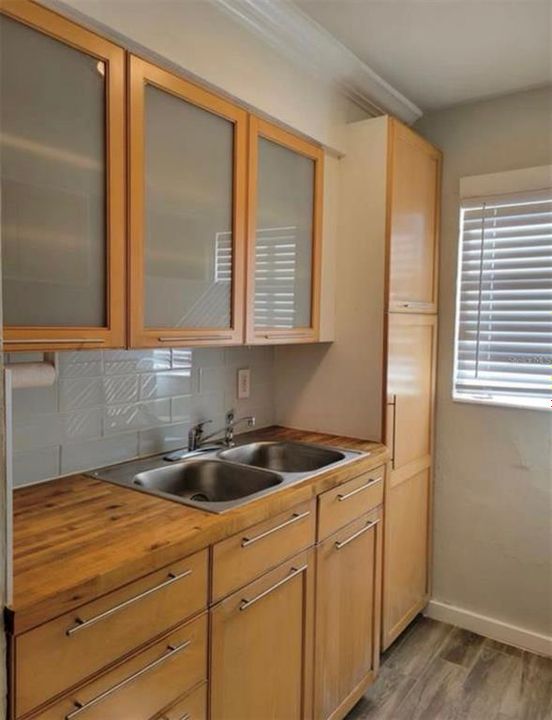 For Rent: $1,495 (1 beds, 1 baths, 600 Square Feet)