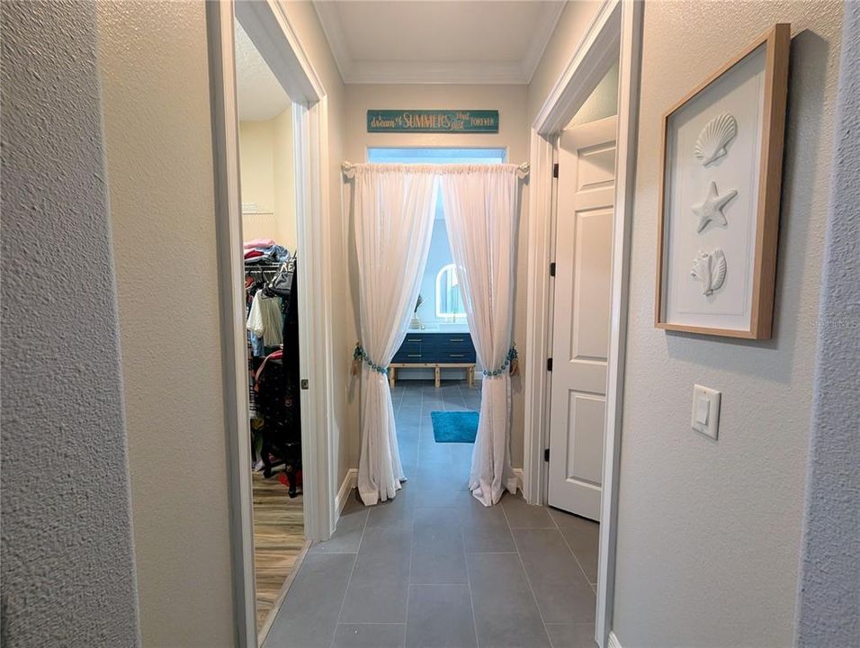 For Sale: $960,000 (4 beds, 4 baths, 3374 Square Feet)