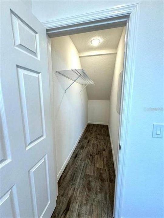 For Rent: $2,850 (3 beds, 2 baths, 1860 Square Feet)