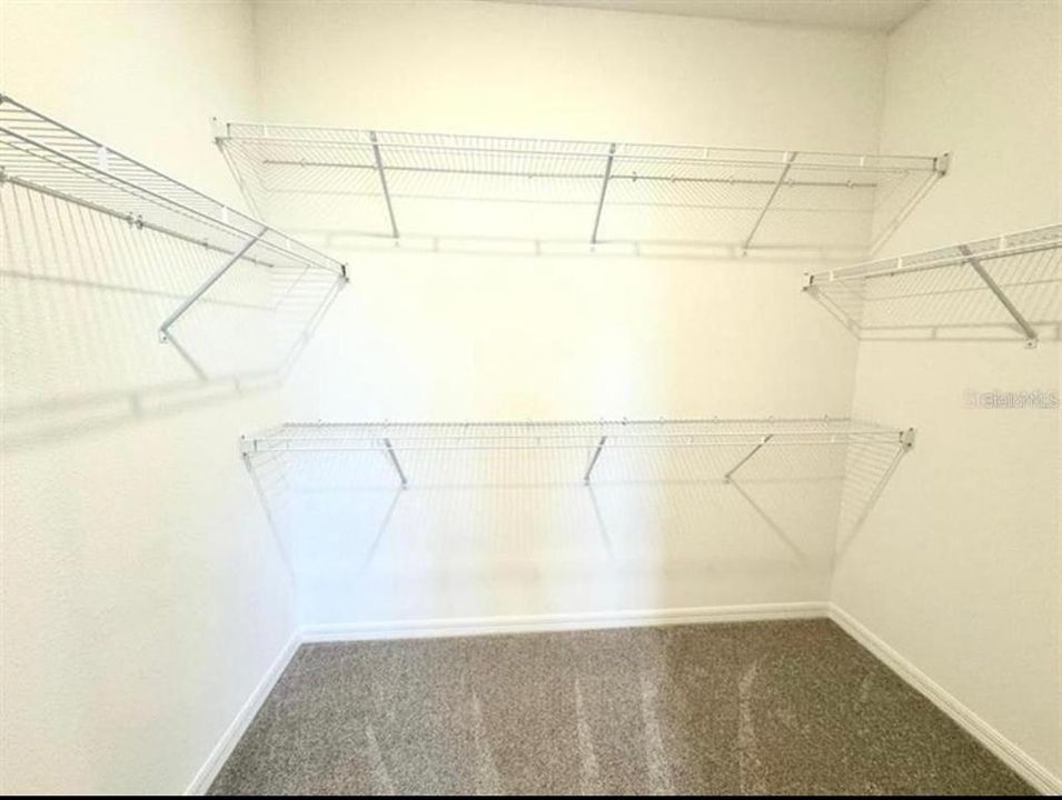 For Rent: $2,850 (3 beds, 2 baths, 1860 Square Feet)