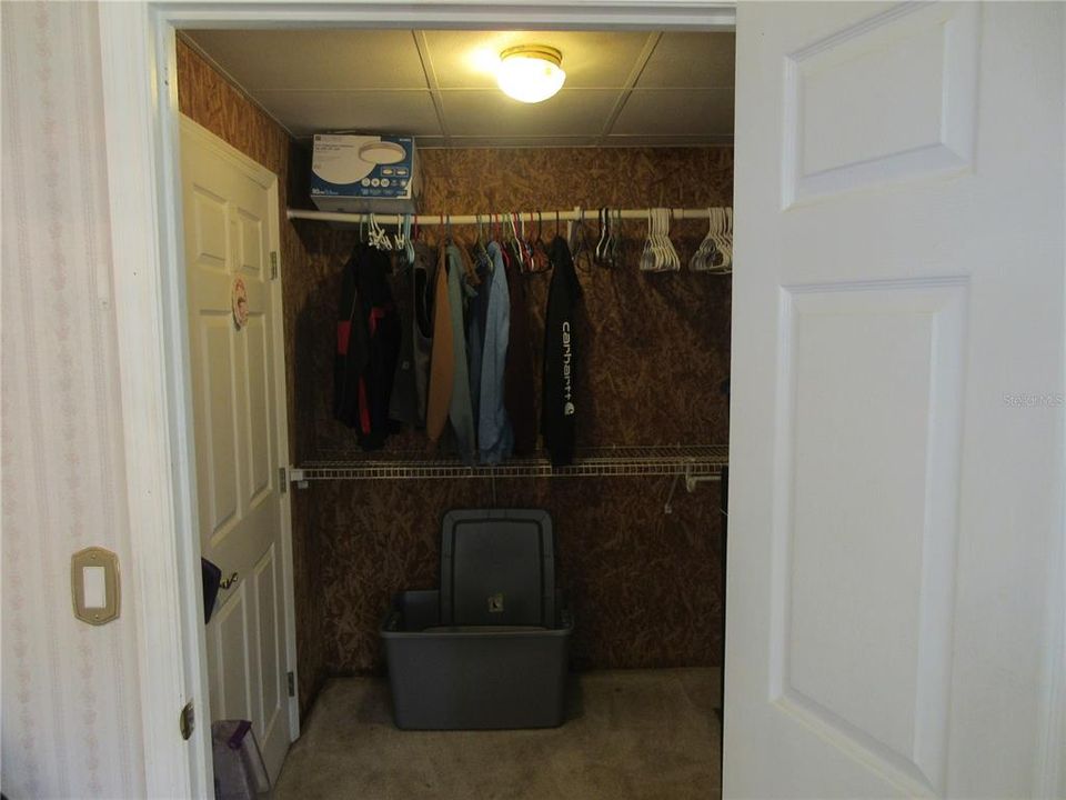 For Sale: $164,000 (2 beds, 3 baths, 1656 Square Feet)