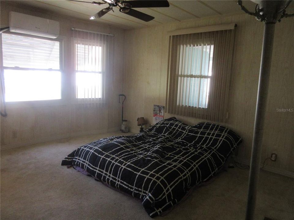 For Sale: $164,000 (2 beds, 3 baths, 1656 Square Feet)