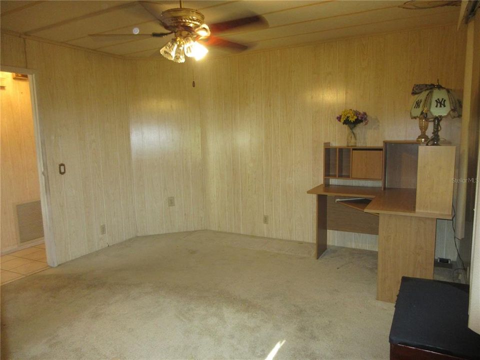 For Sale: $164,000 (2 beds, 3 baths, 1656 Square Feet)