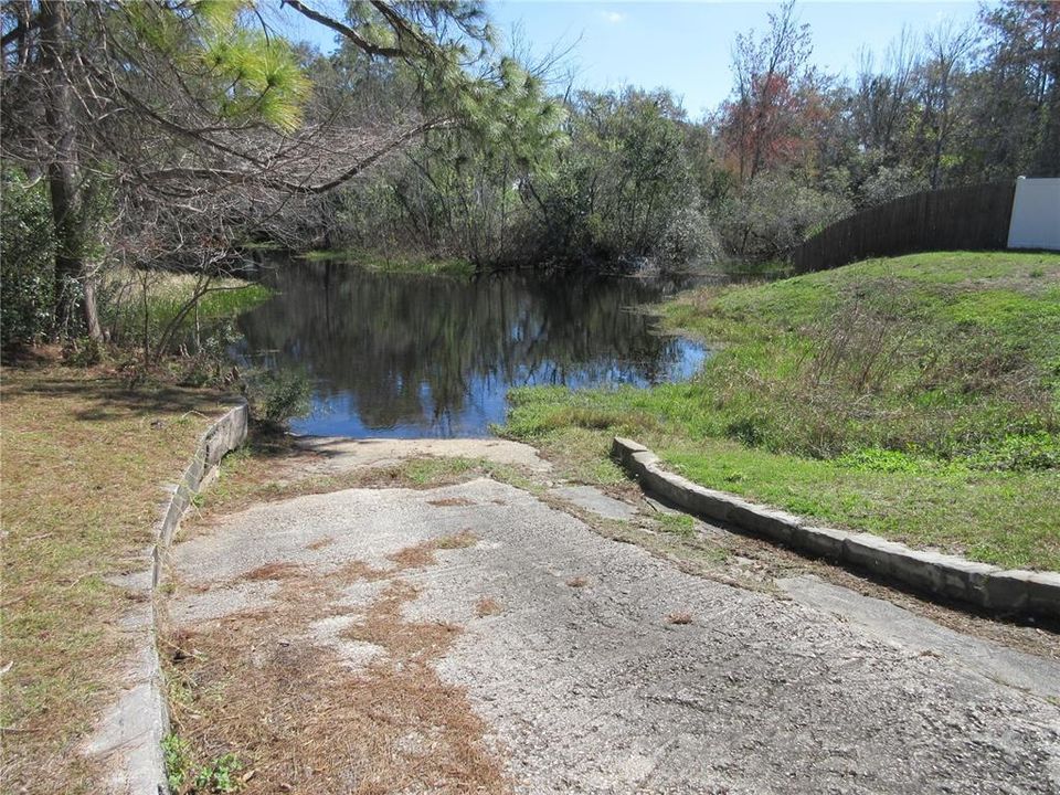 For Sale: $164,000 (2 beds, 3 baths, 1656 Square Feet)