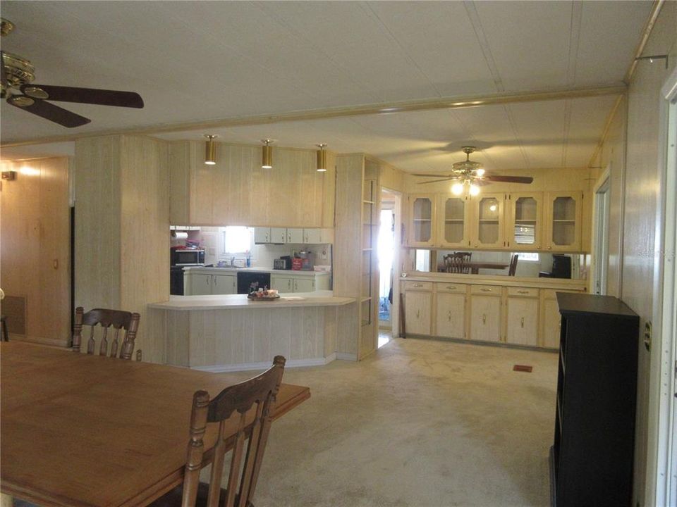 For Sale: $164,000 (2 beds, 3 baths, 1656 Square Feet)