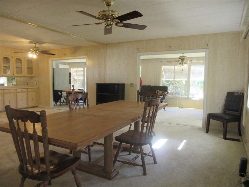 For Sale: $164,000 (2 beds, 3 baths, 1656 Square Feet)