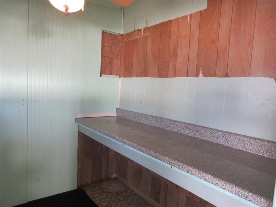 For Sale: $164,000 (2 beds, 3 baths, 1656 Square Feet)