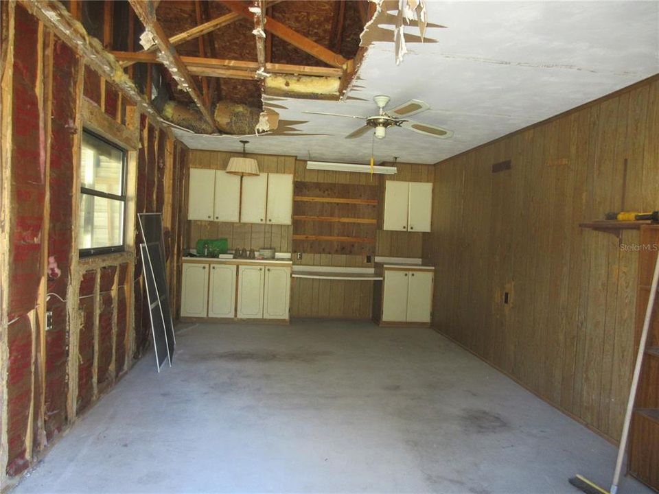 For Sale: $164,000 (2 beds, 3 baths, 1656 Square Feet)