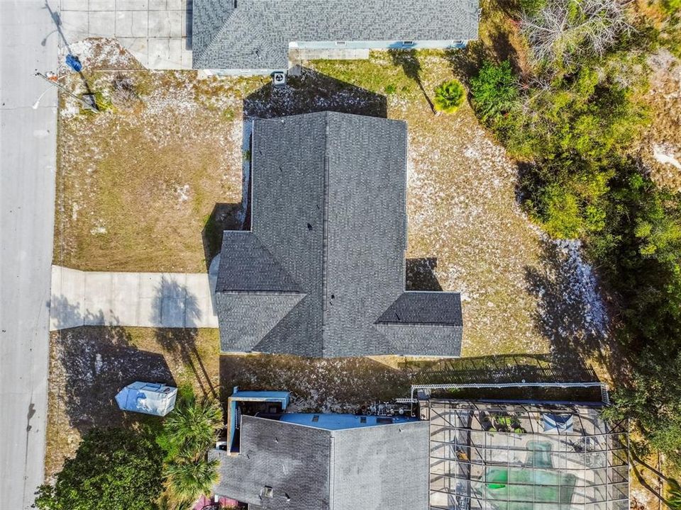 For Sale: $329,900 (3 beds, 2 baths, 1922 Square Feet)