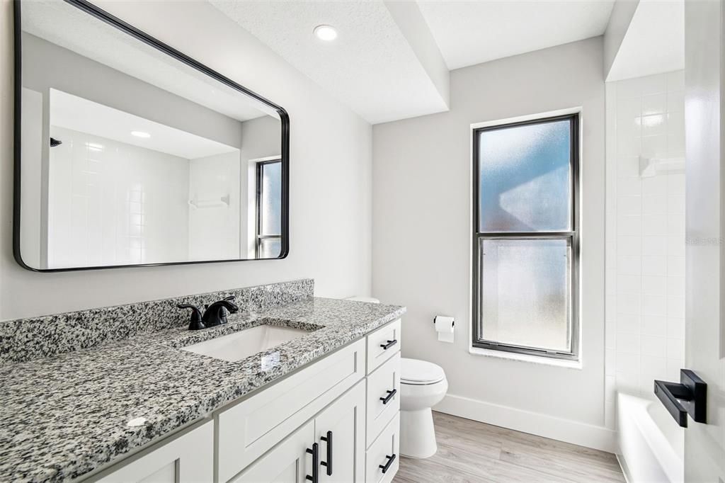 For Sale: $329,900 (3 beds, 2 baths, 1922 Square Feet)