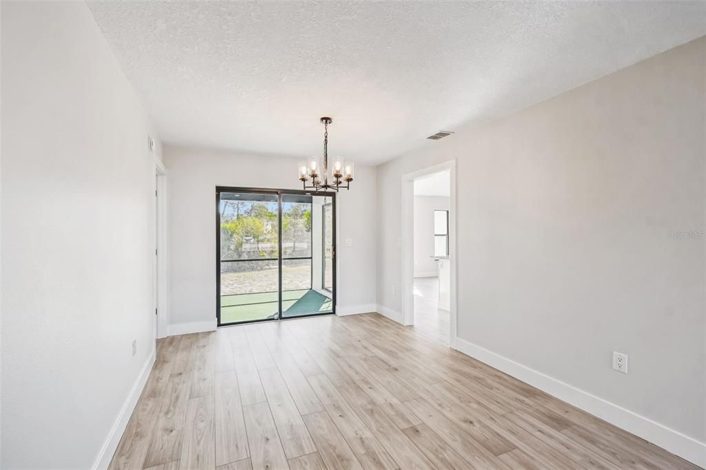 For Sale: $329,900 (3 beds, 2 baths, 1922 Square Feet)