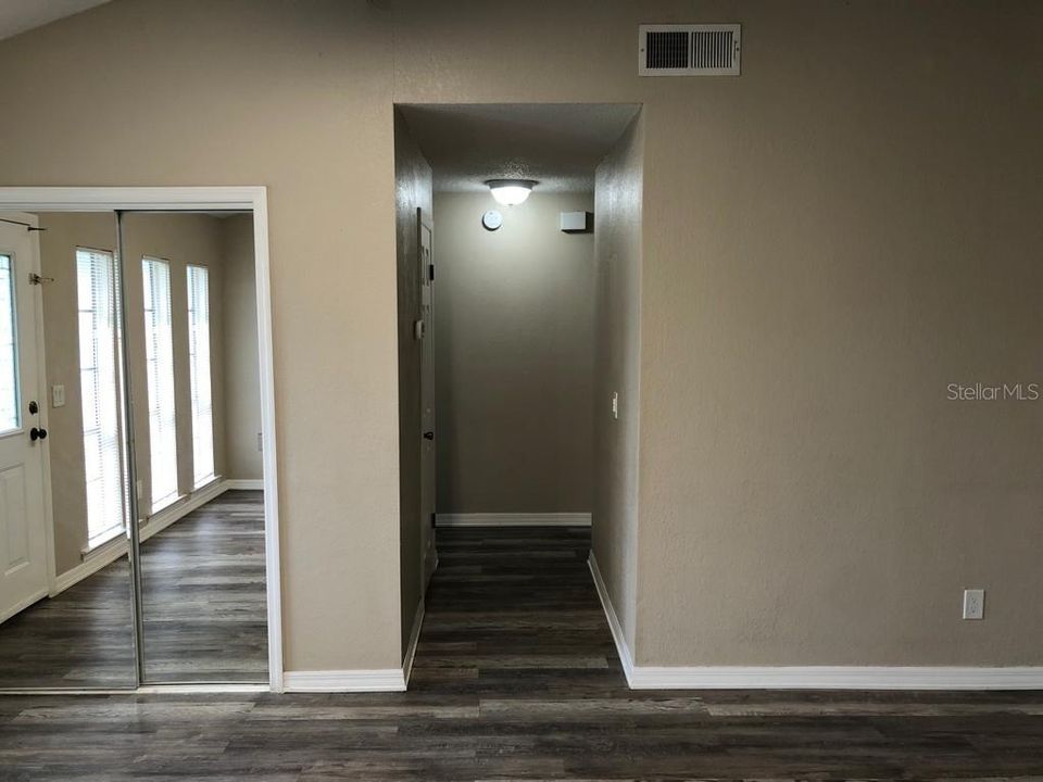 For Rent: $1,950 (3 beds, 2 baths, 1175 Square Feet)