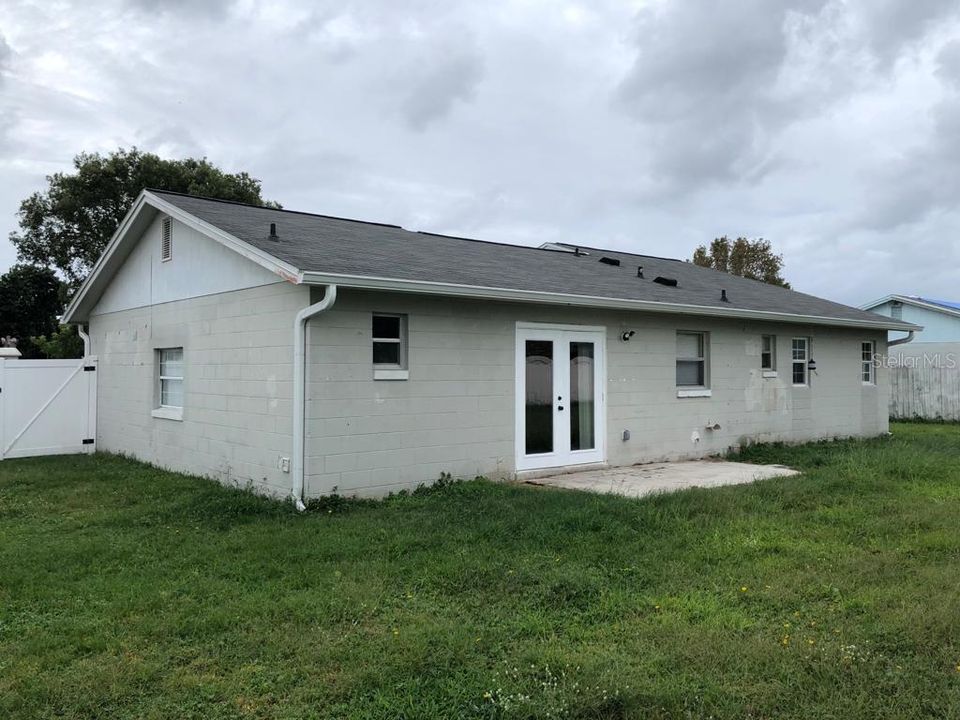 For Rent: $1,950 (3 beds, 2 baths, 1175 Square Feet)