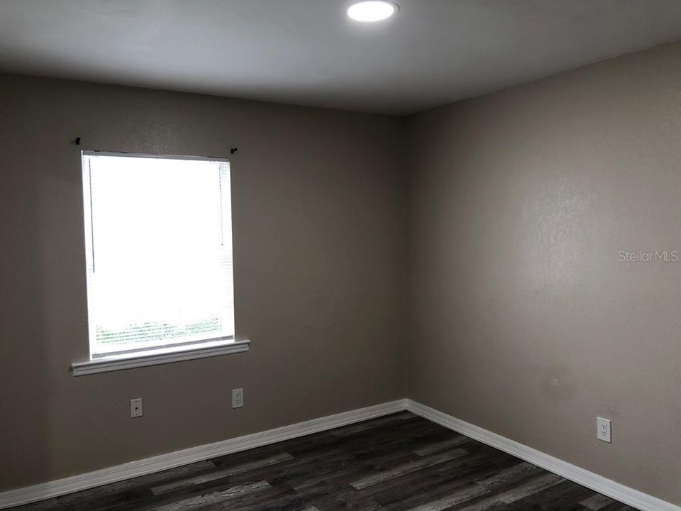 For Rent: $1,950 (3 beds, 2 baths, 1175 Square Feet)