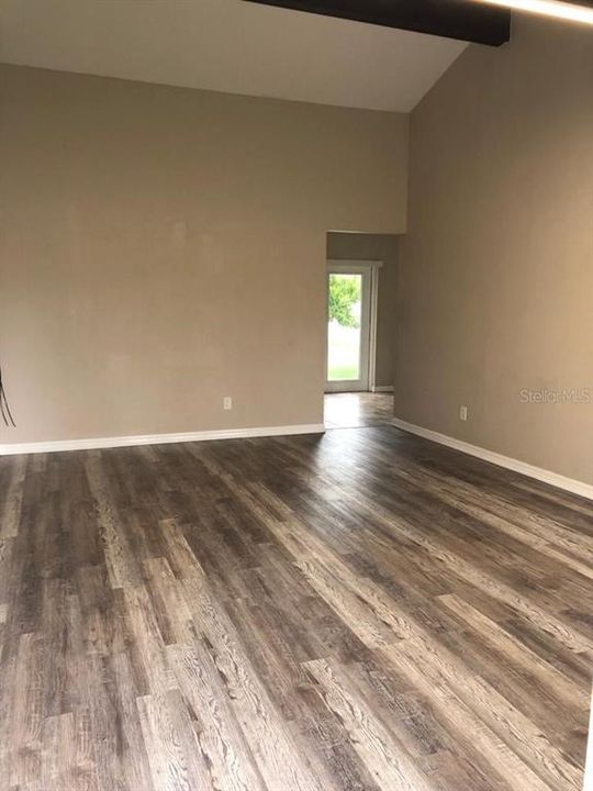 For Rent: $1,950 (3 beds, 2 baths, 1175 Square Feet)